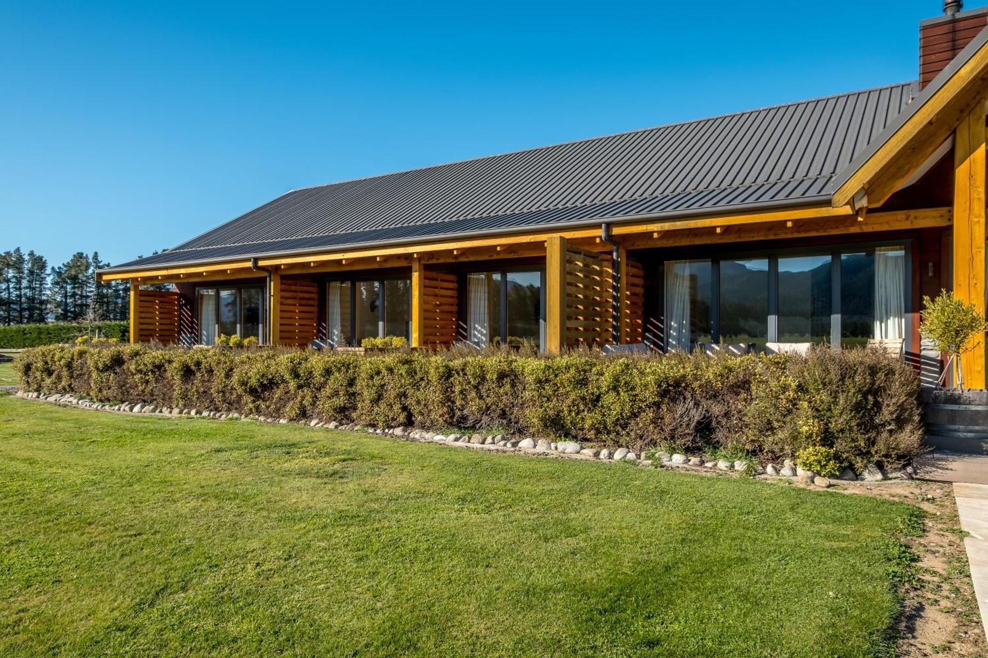 Lodge Hanmer High Country Views